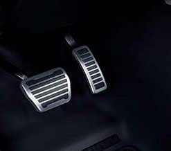 L663 Bright metal pedals