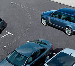 Velar Park Assist